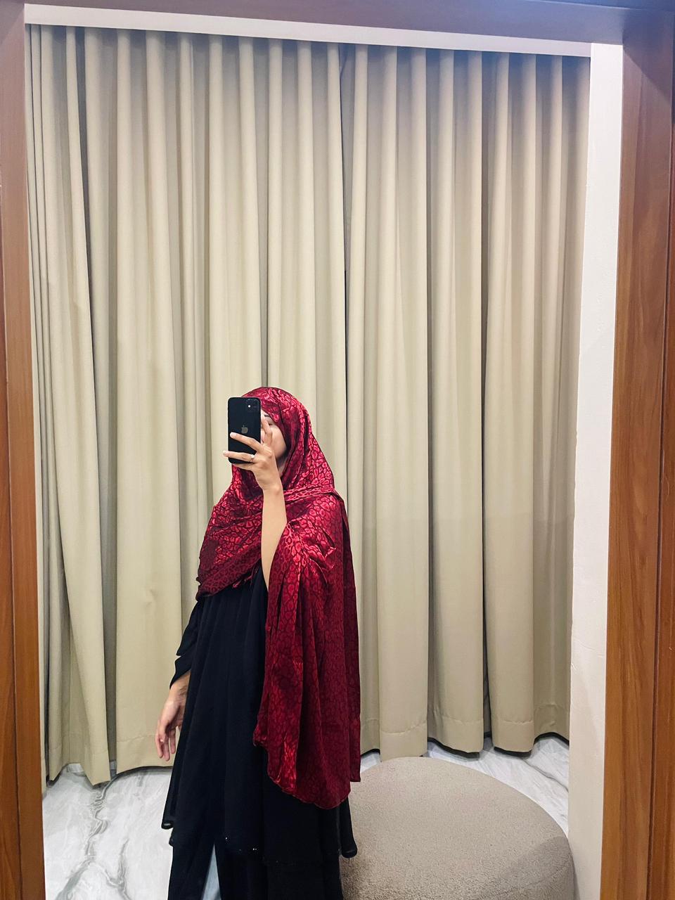 Velvet Partywear Hijab – Premium Turkish Quality | Made in Turkey
