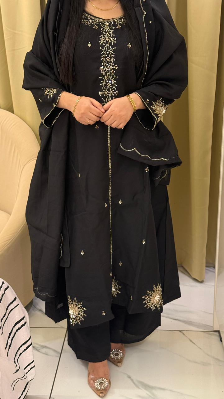 Elegant Mulchanderi Handwork Anarkali Set