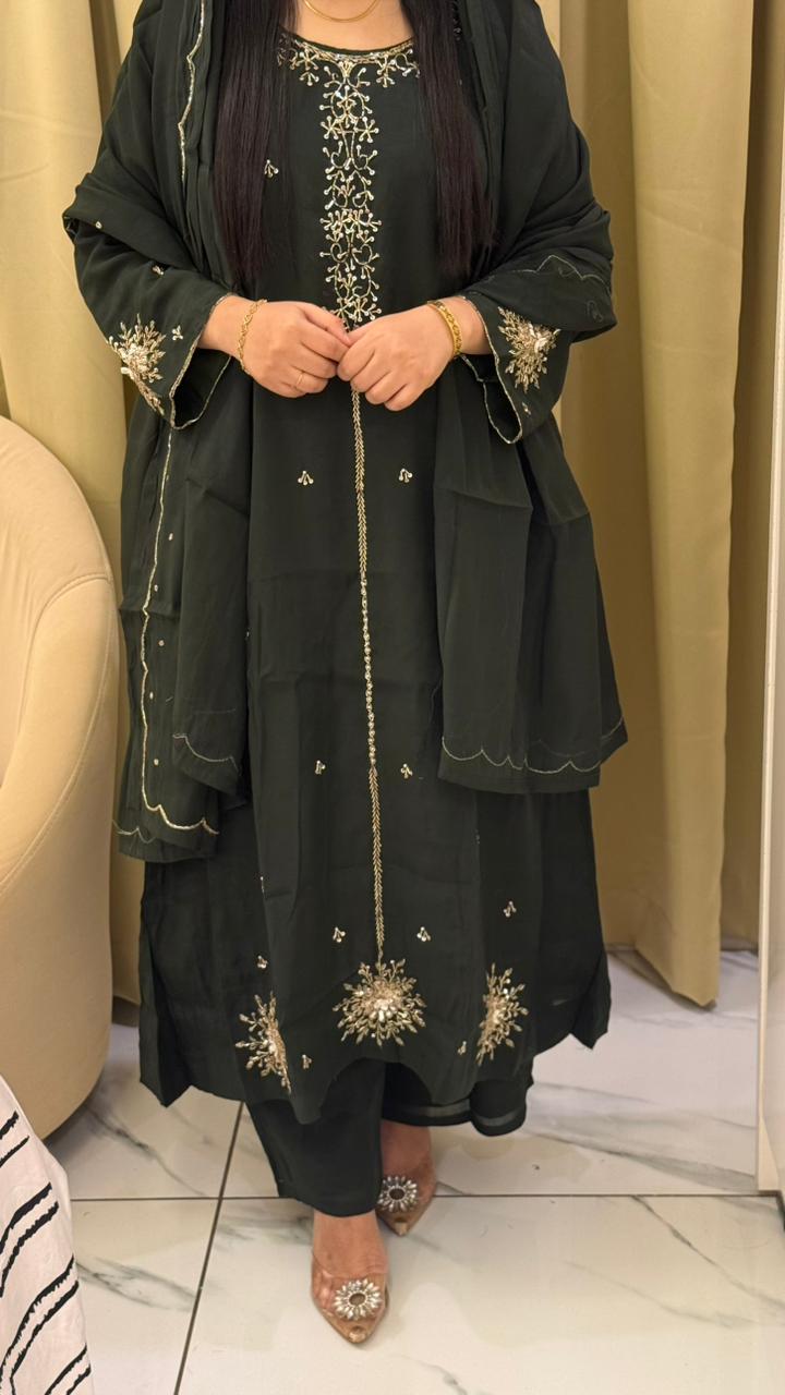Elegant Mulchanderi Handwork Anarkali Set
