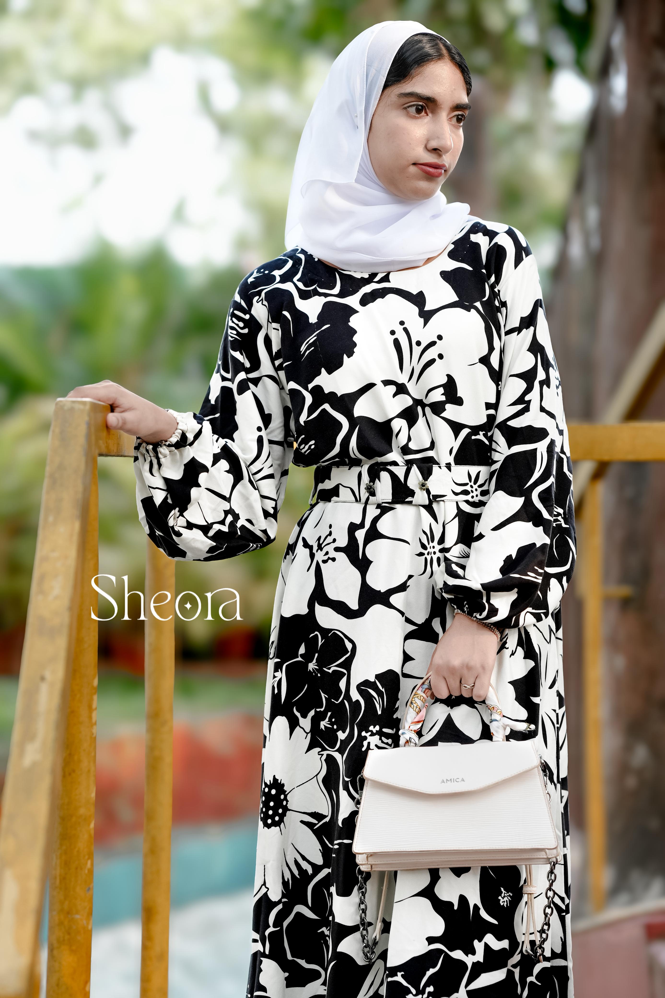 Black &White Floral Printed Maxi Dress