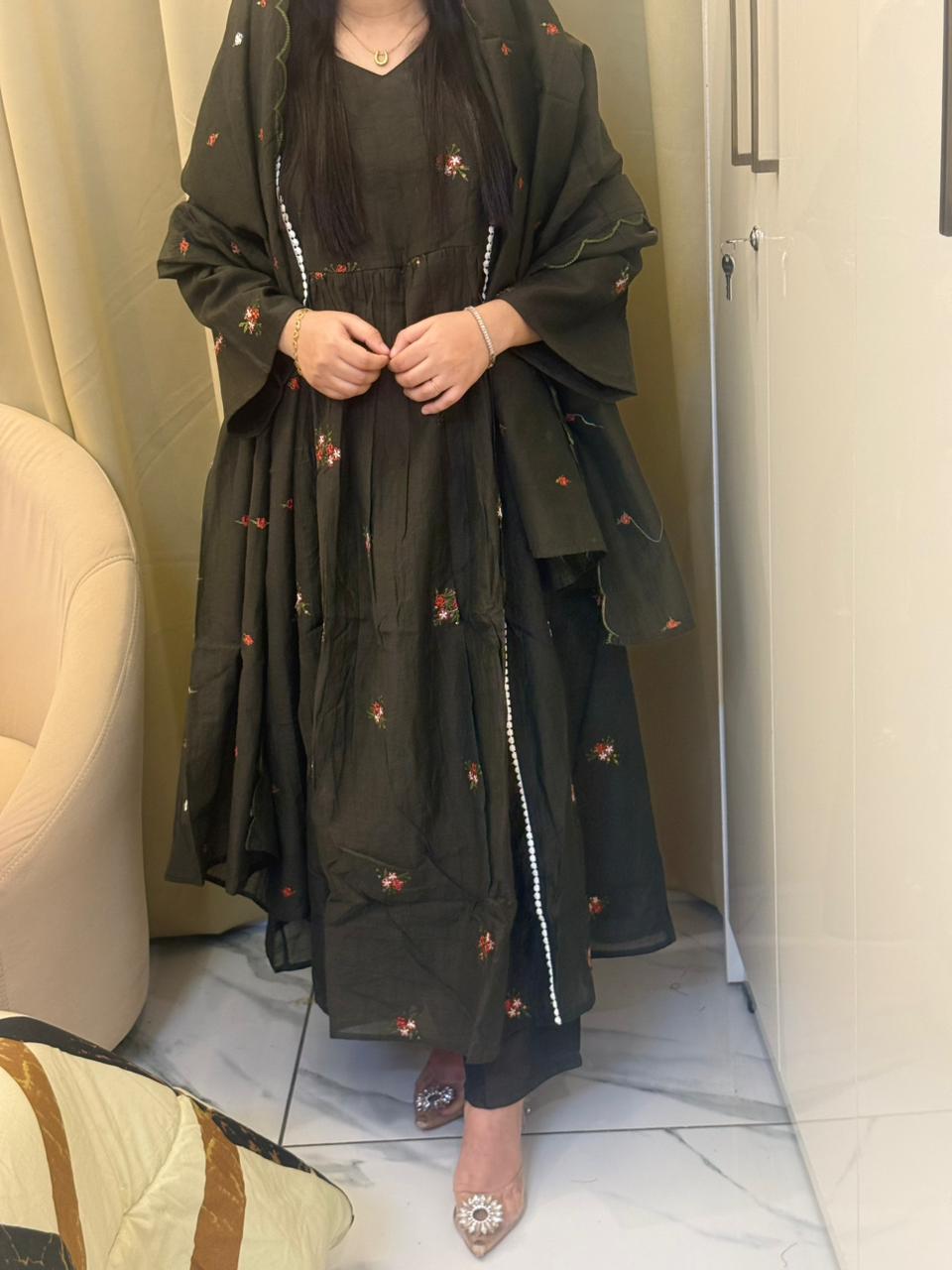 Elegant Mulchanderi Embroidered Dress Set
