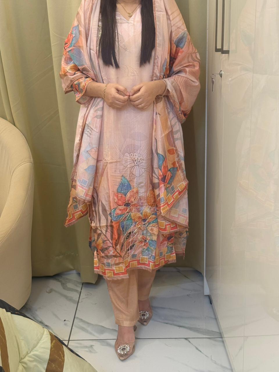 Chinnon Handwork Digital Print suit Set