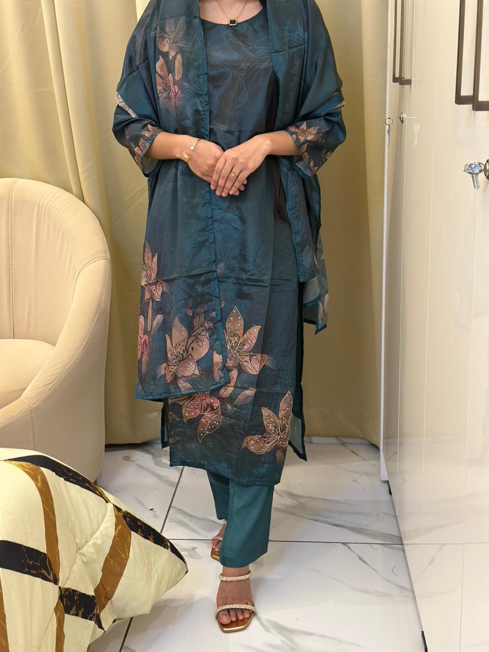 Elegant Digital Print Dress Set with Dupatta