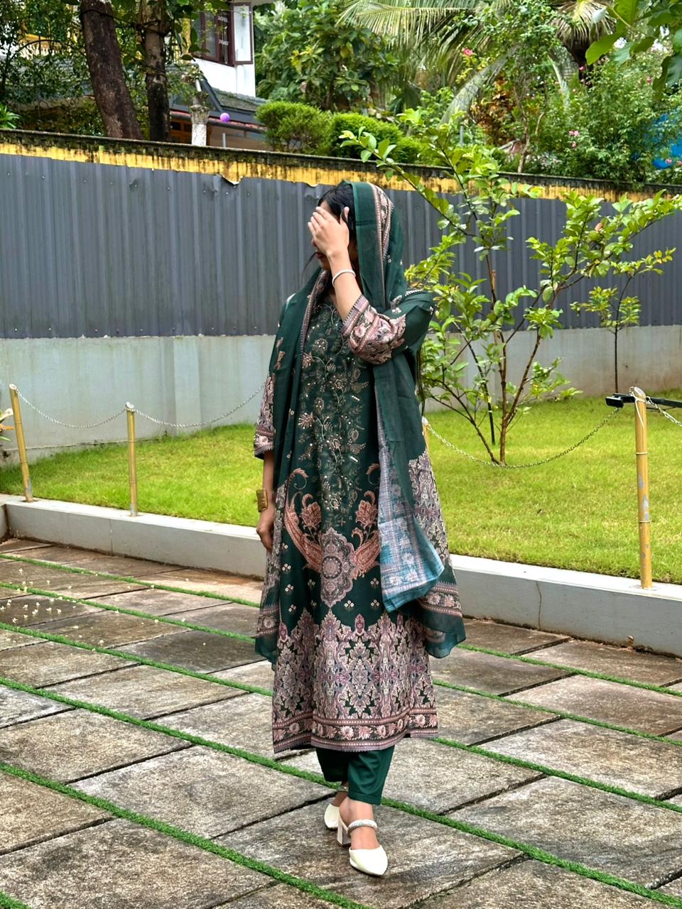 Deep Green Printed Lawn Cotton Suit Set with Dupatta
